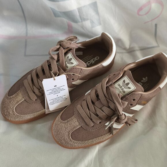 Adidas Brown Low-Top Sneakers - Picture 2 of 7